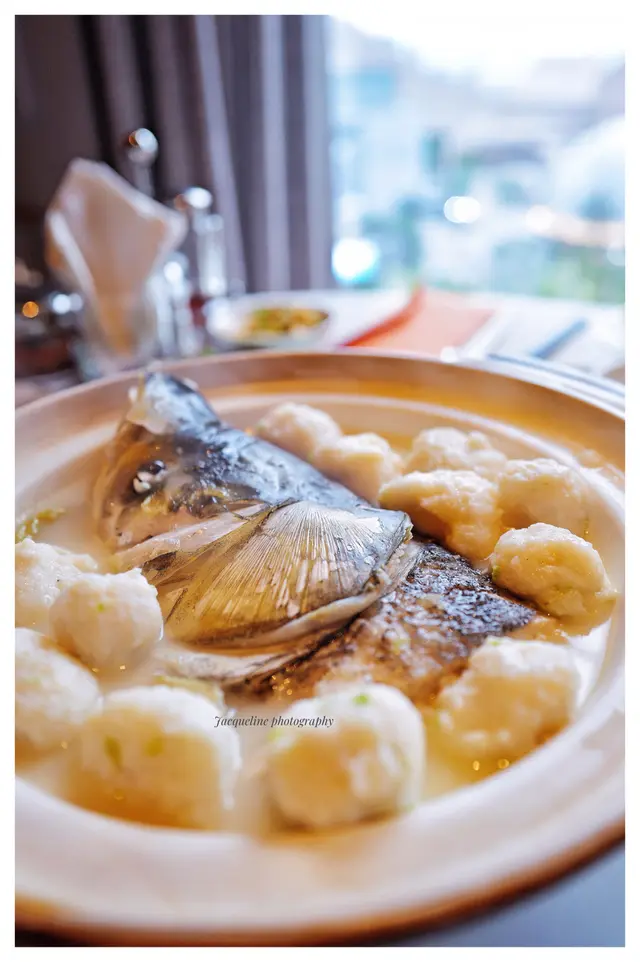 泉水珊瑚魚頭煲