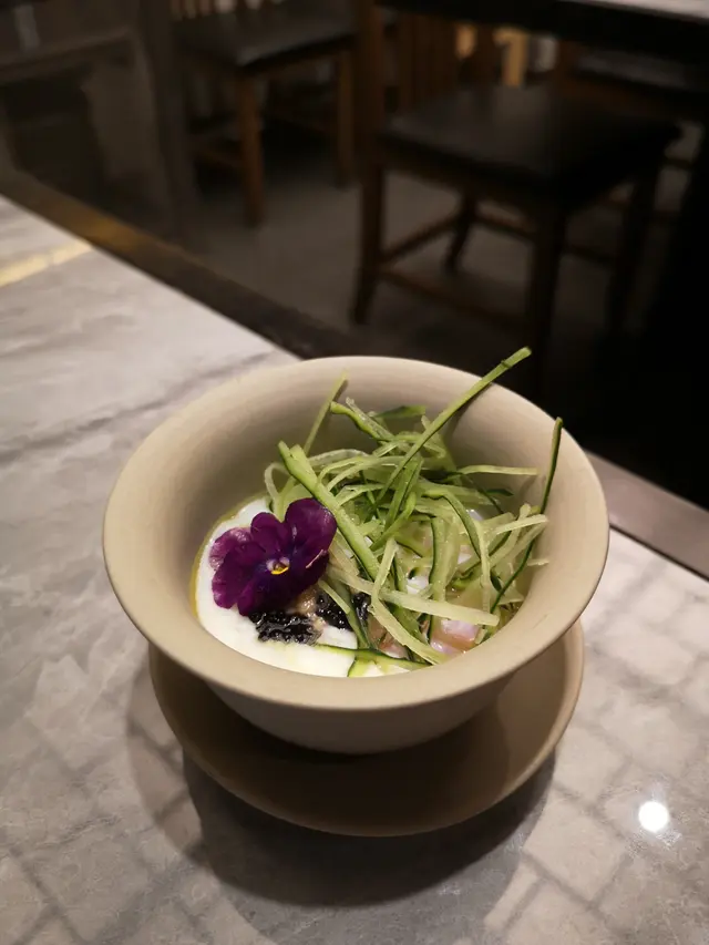 魚子醬蘭王溫泉蛋