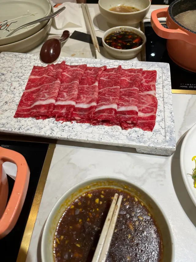 食過返尋味，一人一鍋，想食咩湯底都唔洗左就右就🤭