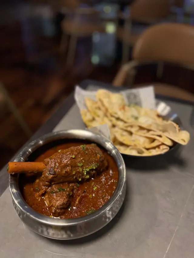 Lamb Shank Rogan Josh