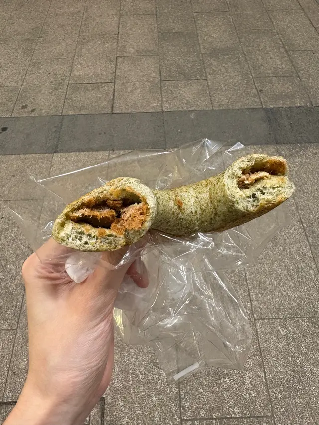 湯種紫菜肉鬆芝士貝果