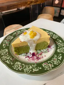 芒果糯米饭巴斯克蛋糕