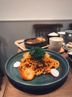 香煎海虾龙虾汁卷卷意粉