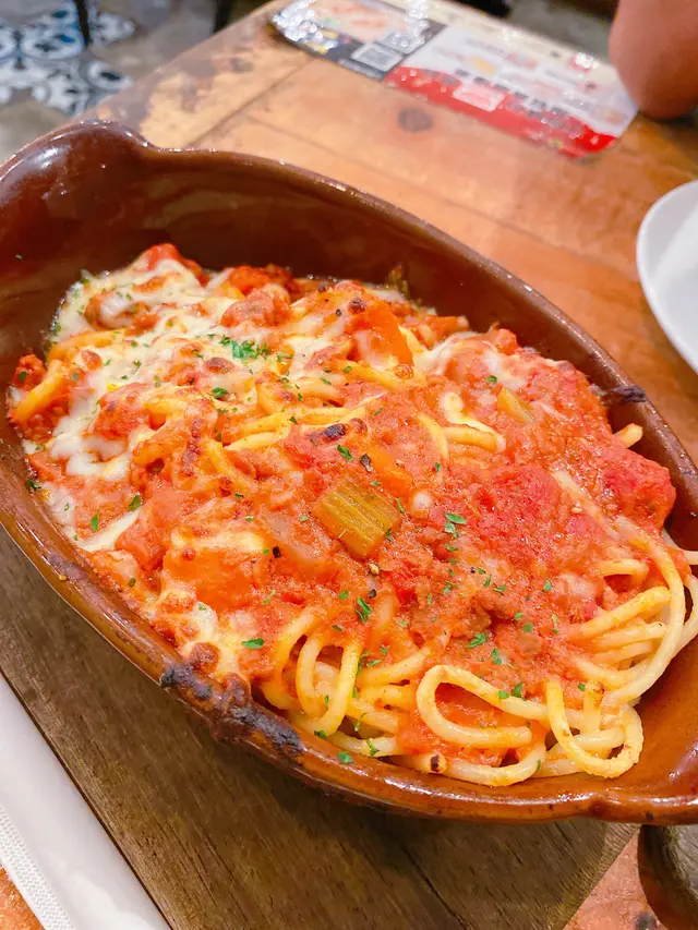 芝士焗肉醬意粉