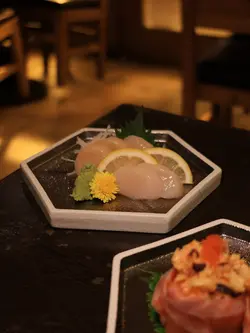 𝐇𝐨𝐤𝐤𝐚𝐢𝐝𝐨 𝐒𝐜𝐚𝐥𝐥𝐨𝐩 𝐒𝐚𝐬𝐡𝐢𝐦𝐢 北海道帆立贝刺身 