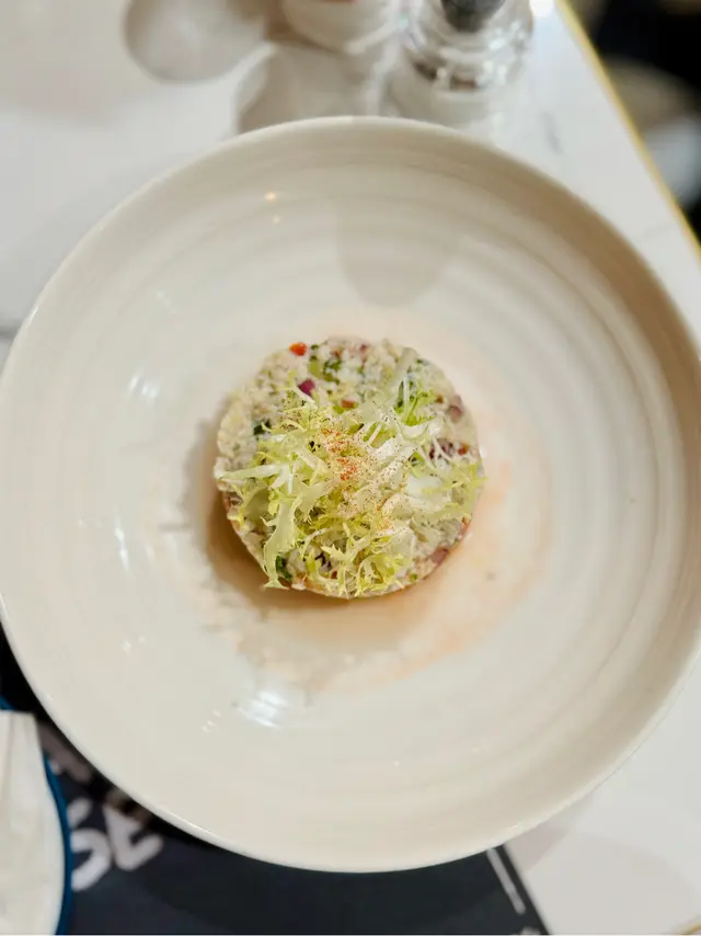 蟹肉牛油果他他