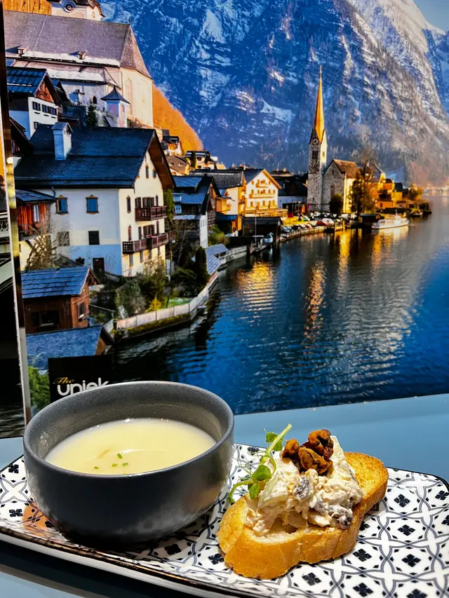 雞肉華多夫小法包