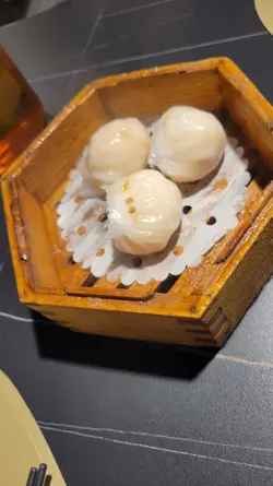 金箔虾饺