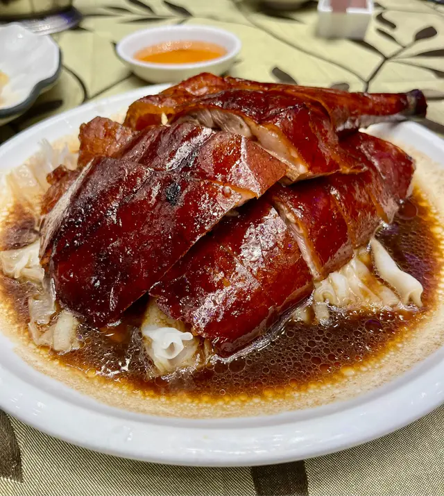 遠年陳皮脆皮燒鵝伴陳村粉