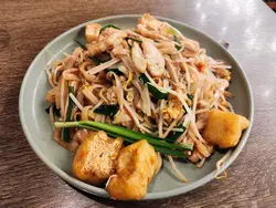 泰式雞柳炒金邊粉