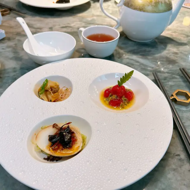 慢煮鮮鮑.糖心蛋.丹霞