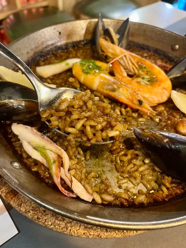 Seafood Paella