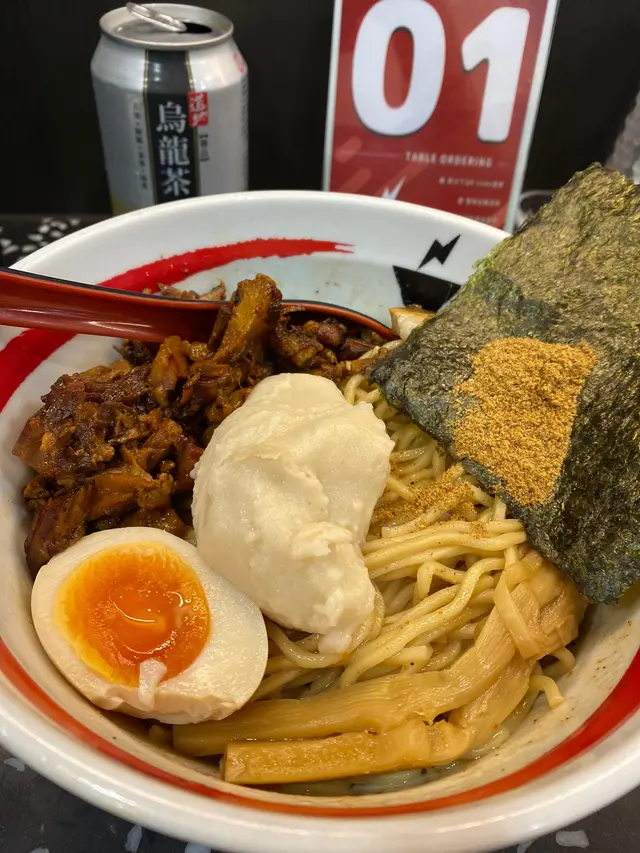 骨膠原撈麵