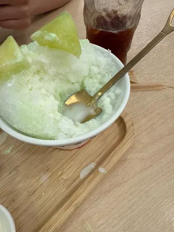 蜜瓜刨冰