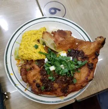 麻辣炸鸡脾+黑松露炒蛋+菜底