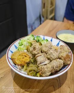 排骨酥便當