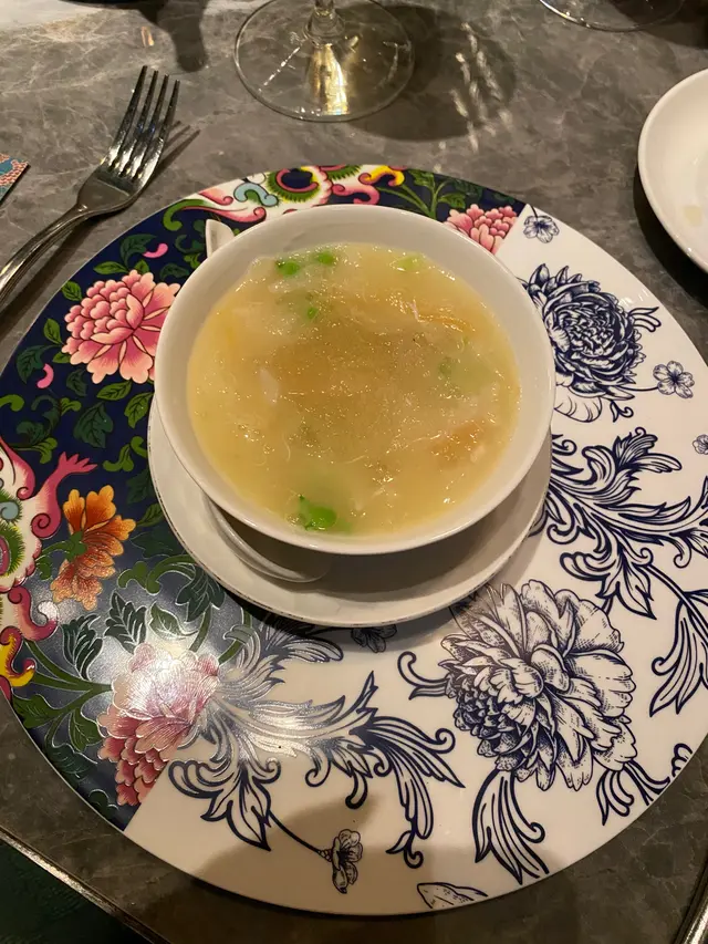 蟹肉濃湯雪燕羹