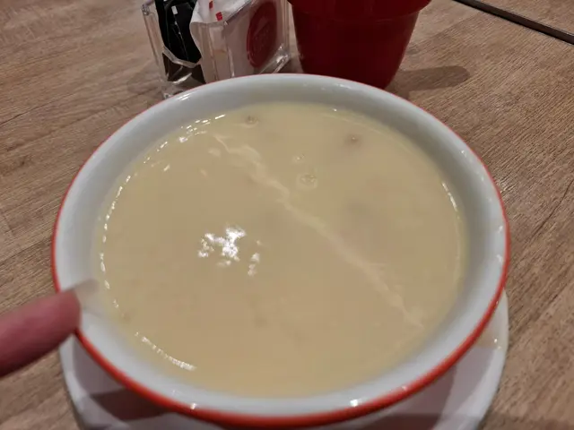 蘑忌廉雞湯