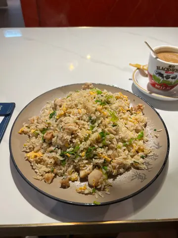 咸鱼鸡粒炒饭