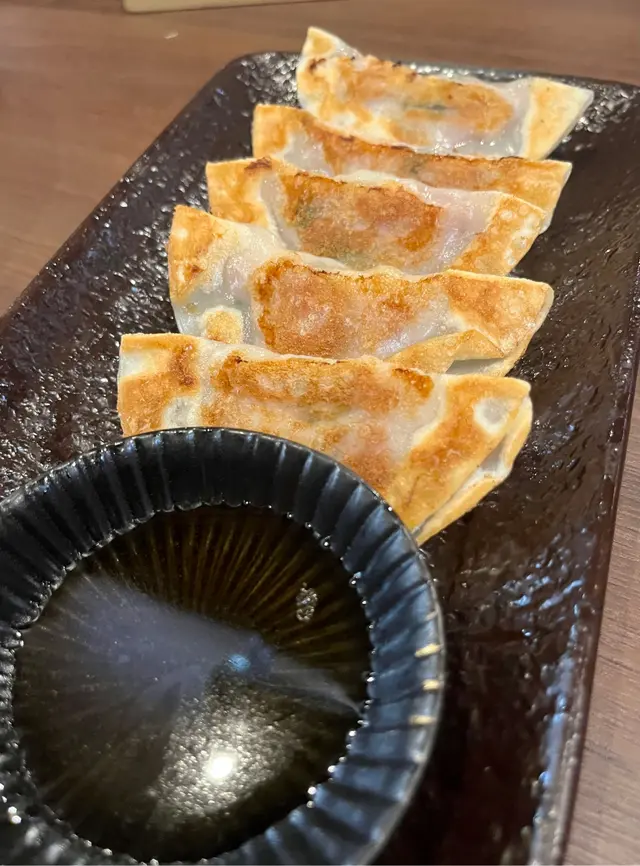 花丸軒秘製餃子