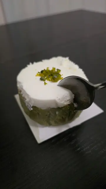 开心果巴斯克蛋糕