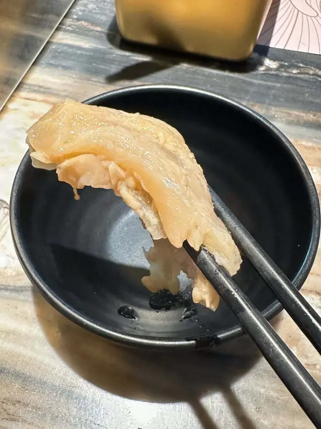 牛筋就夠晒腍,啖啖膠質。