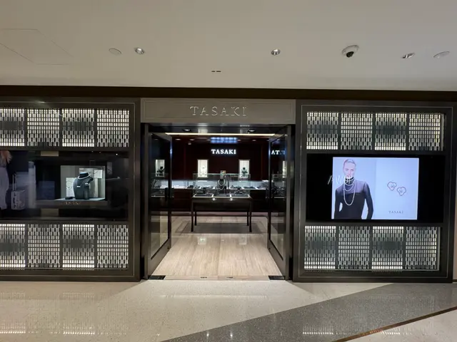 TASAKI - Watches/Jewelry in Causeway Bay Lee Gardens Hong Kong