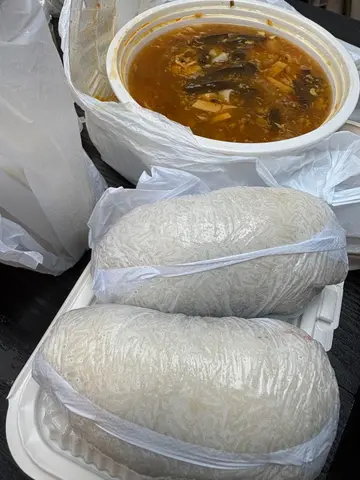 得粢饭系好味，但系所有食物份量越嚟越细