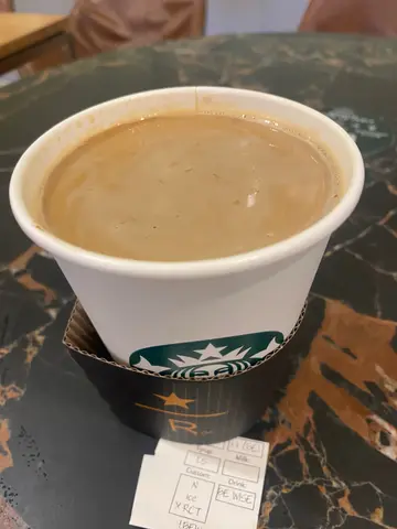 蜜糖核桃燕麦奶冰摇咖啡