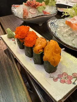 海膽壽司蟹籽壽司