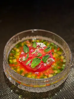 日本水果番茄配西班牙油醋汁 