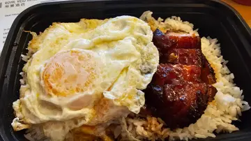 叉燒煎蛋飯