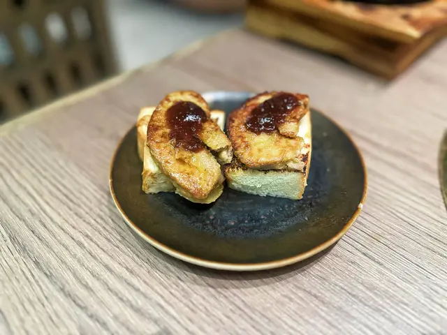 燒鵝肝多士 (2件)