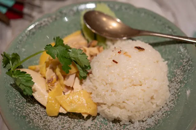 無骨海南雞飯