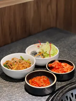 主厨特制韩式小菜 