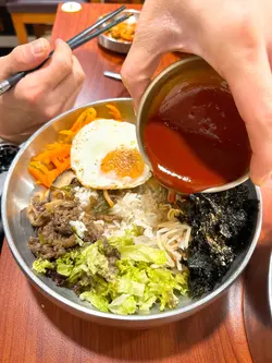 烤牛肉拌飯