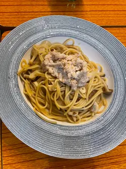 蒜香蟹肉意粉