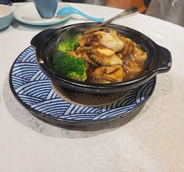 鮑魚海皇豆腐煲