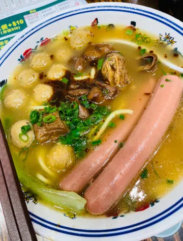 🥤🍜陈皮鱼蛋、肠仔拼卤水大肠油面