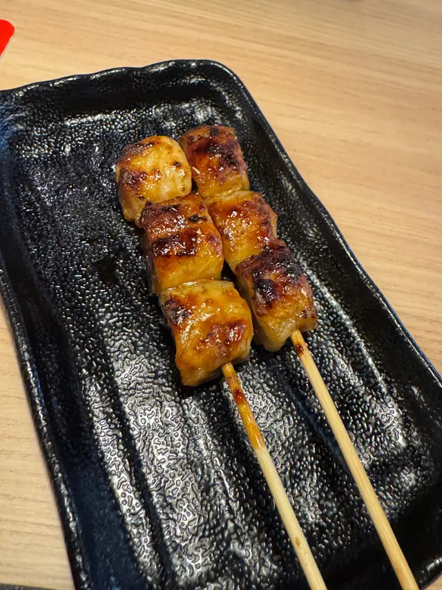 好食每人吃了兩串