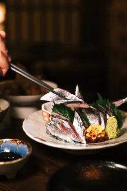 秋刀魚刺身