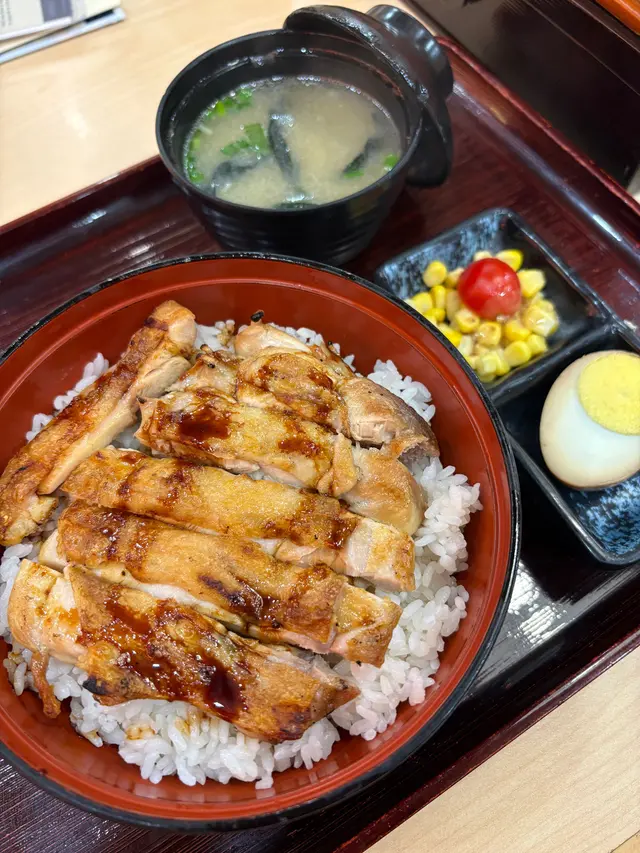 照燒雞扒丼午市套餐