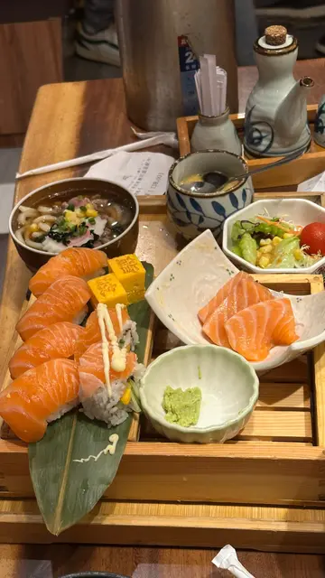 三文治刺身寿司+牛肉乌冬