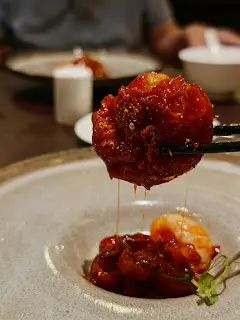 廿年陳皮拔絲虎蝦球