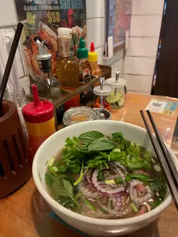 生牛肉河粉
