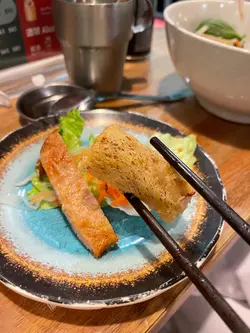 春卷和豬扒