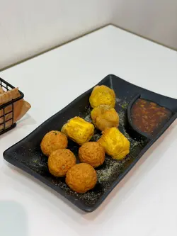炸鱼蛋烧卖
