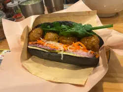 越式豬肉球法包