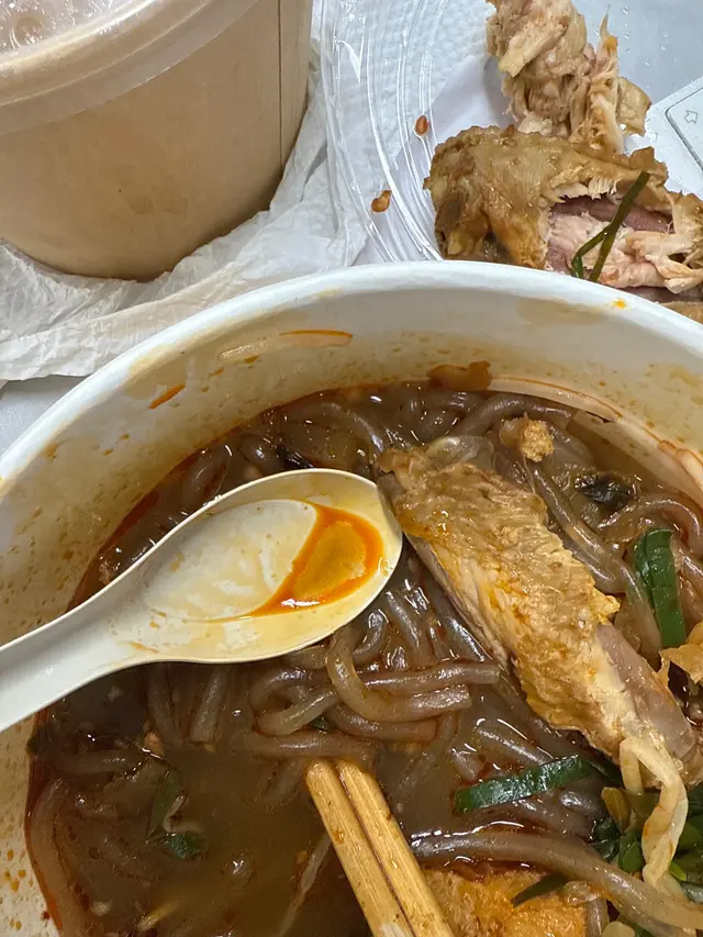 乾撈太難食
拎咗少少湯 浸咗好食少少￼￼