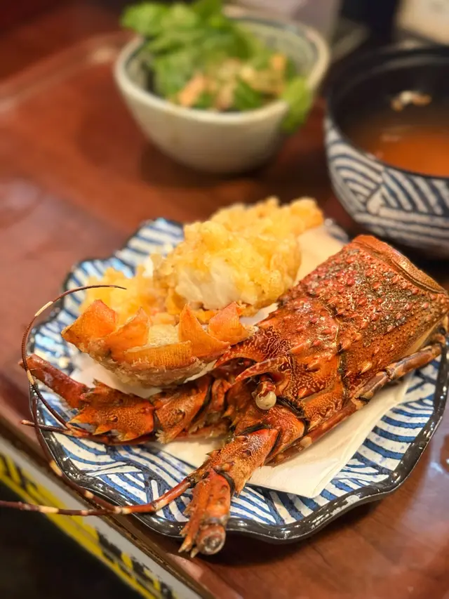 原隻活龍蝦天婦羅